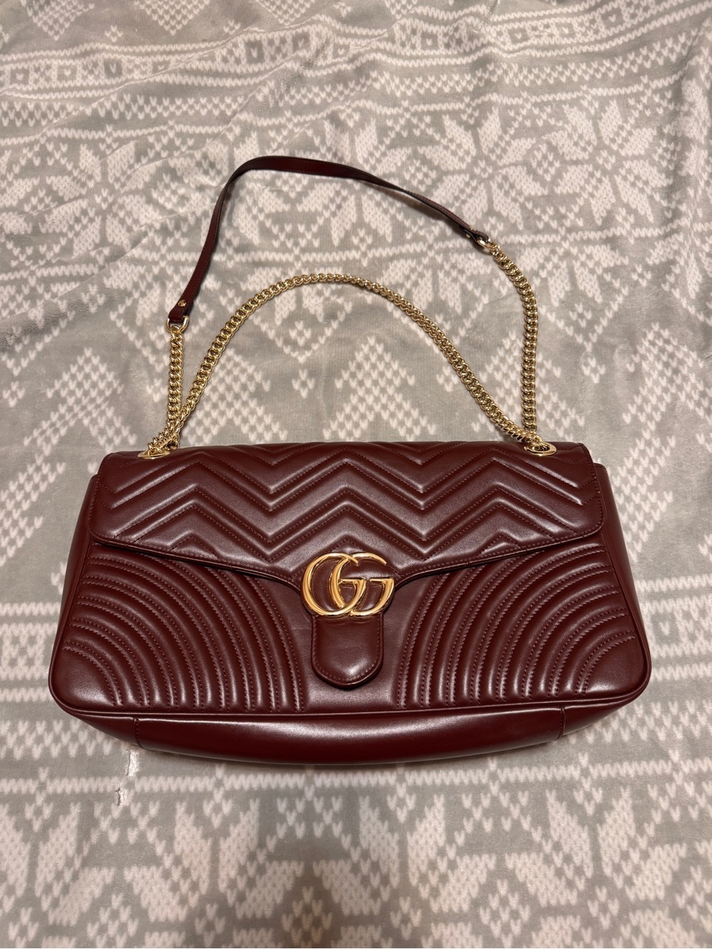 Gucci Quilted Shoulder Bag - Wine Red with Gold Hardware
